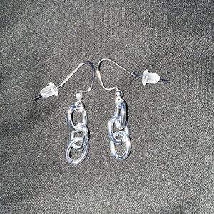 Chain earrings